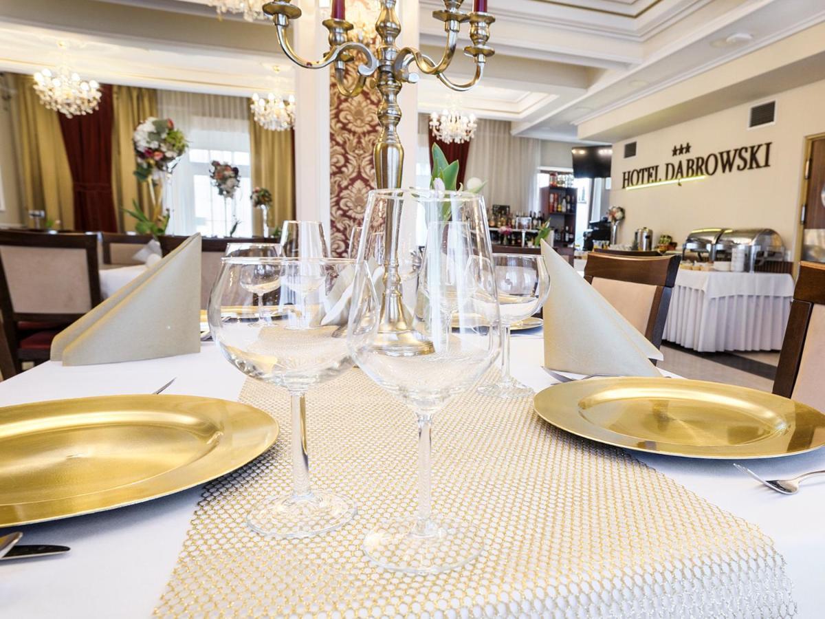 Hotel Dabrowski Освиенцим Екстериор снимка